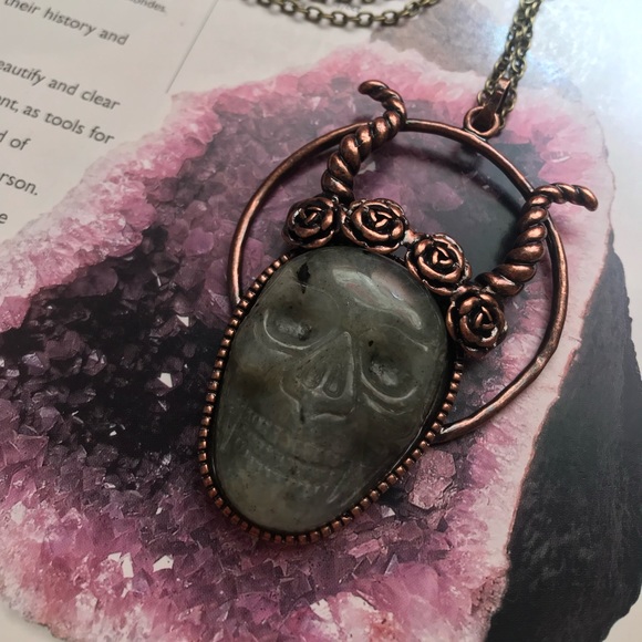 Urban Outfitters Jewelry - ✨ON SALE✨ ✨Labradorite Skull Pendent